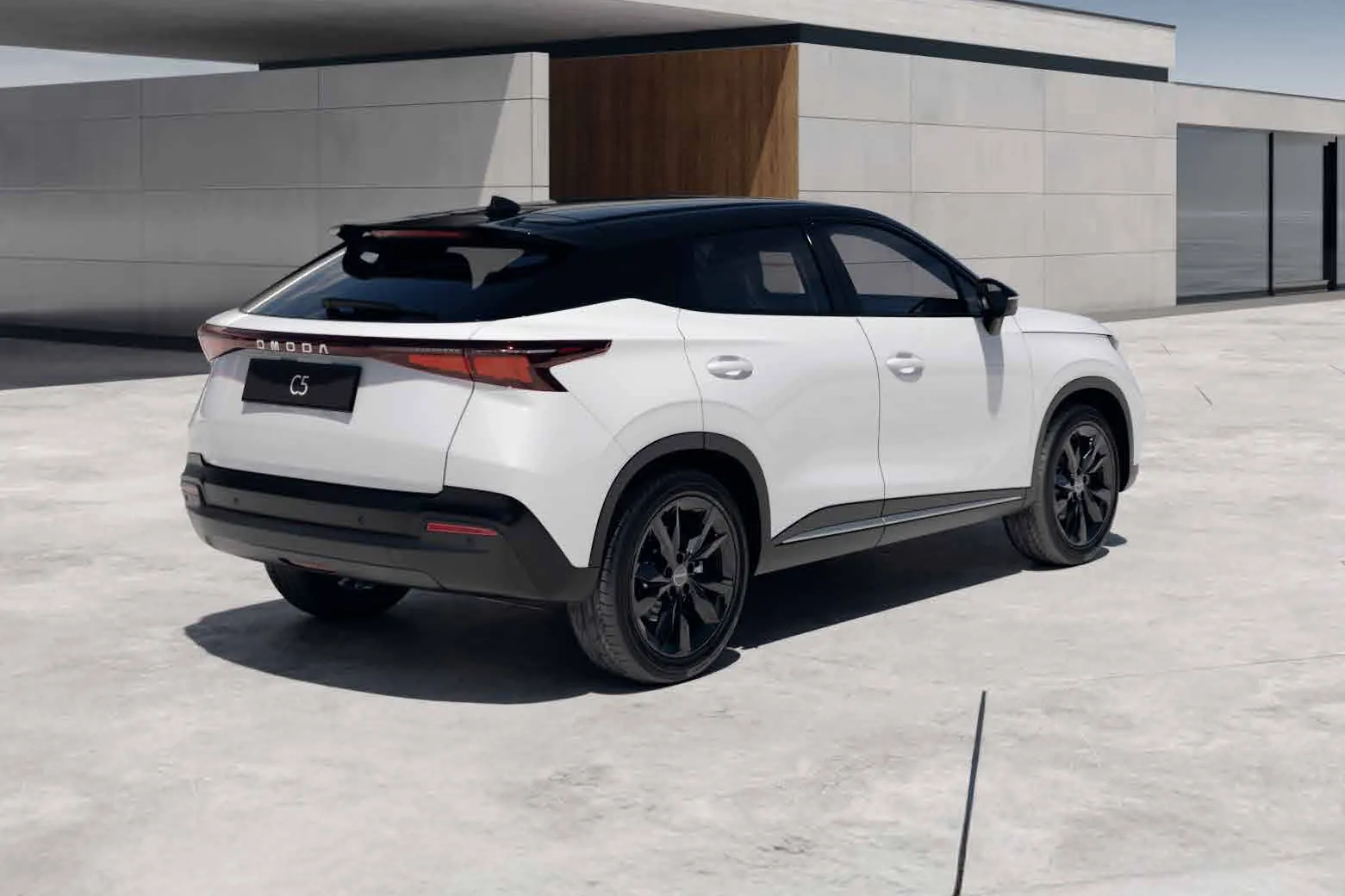 OMODA C5 Luxury X branco, vista traseira